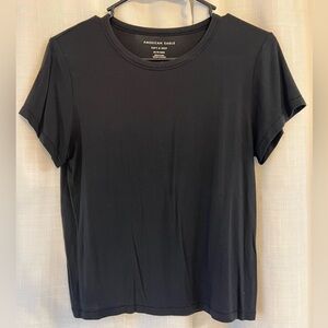 American Eagle Outfitters Classic Black Tee